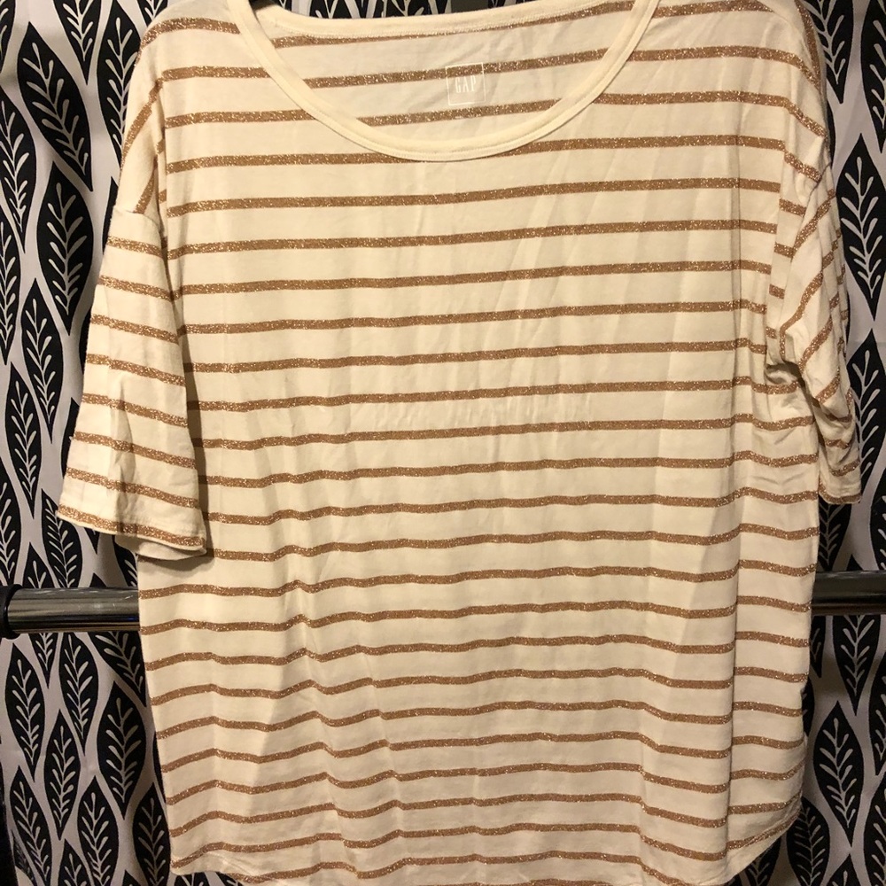 Gap cream and gold stripe top